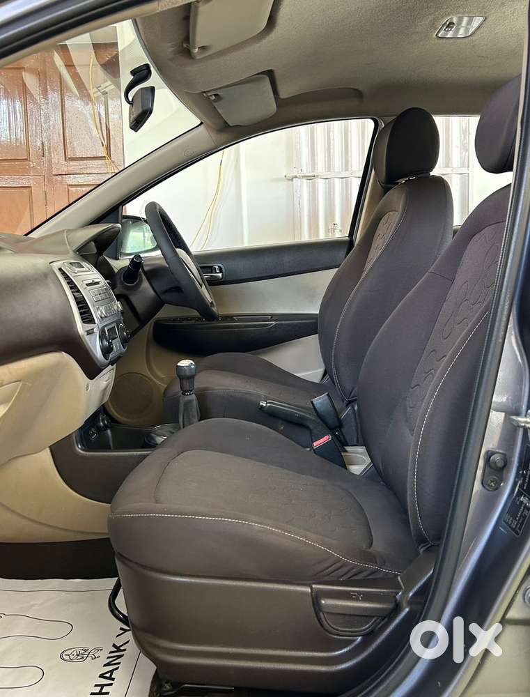 Hyundai I20 Asta Top Model 2010 Petrol 57000 Km Driven