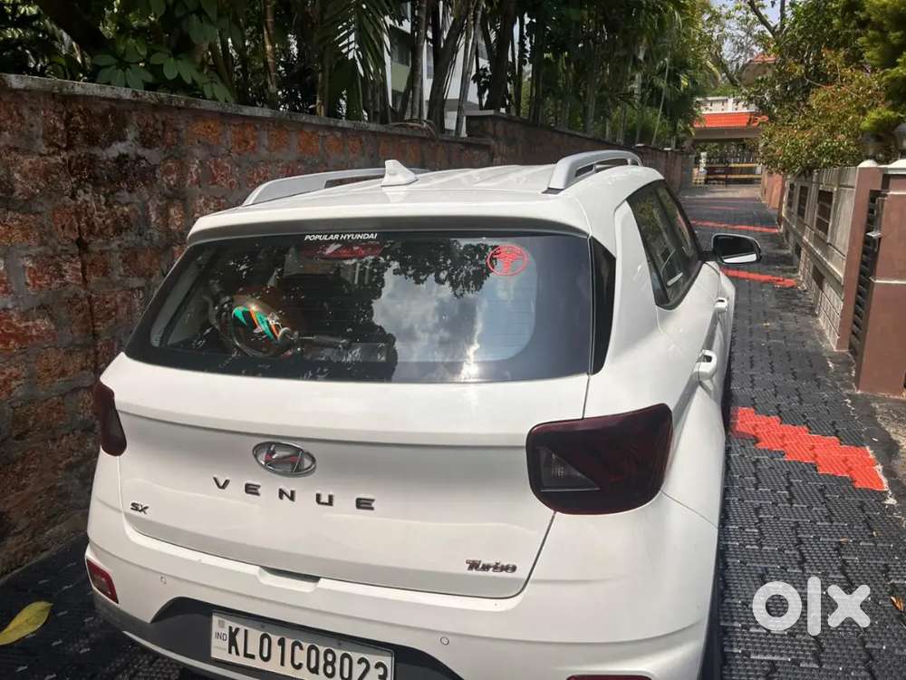 Hyundai Venue 2020 Petrol Good Condition