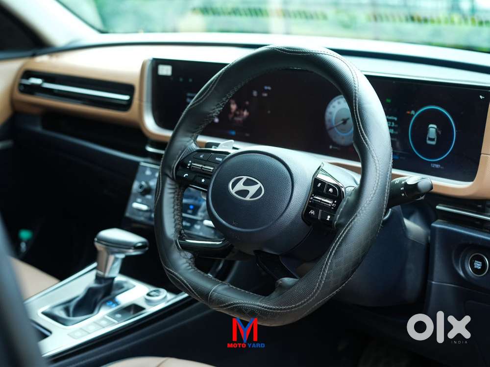 Hyundai Alcazar 2.0 Platinum (o) Petrol At 7 Str, 2024, Petrol
