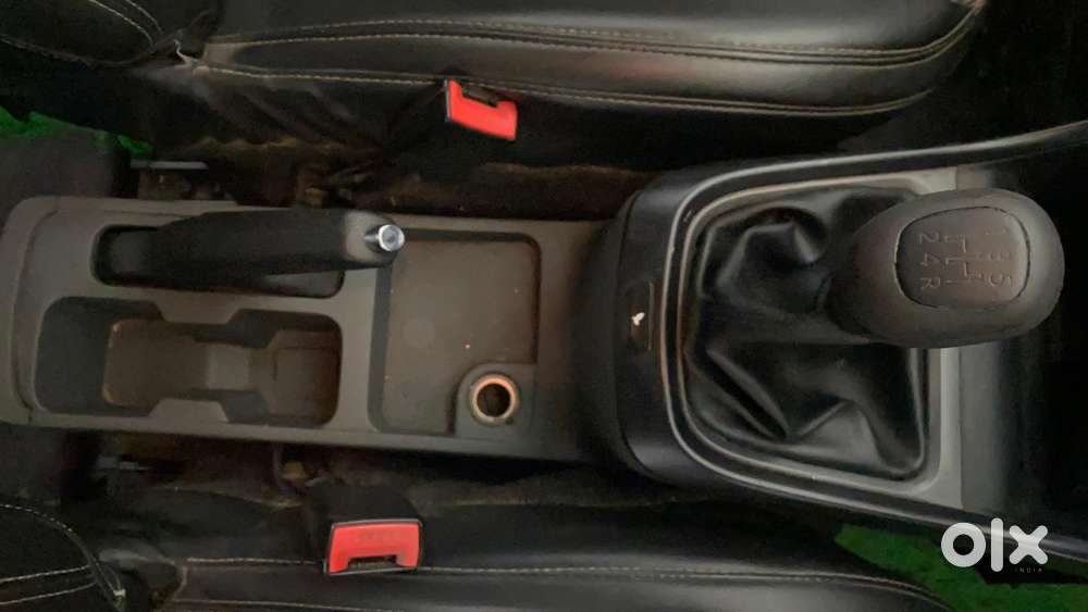 Tata Altroz 1.2 Xe, 2020, Petrol