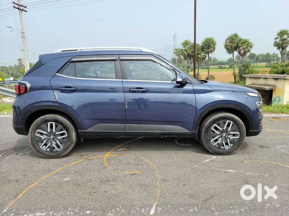 Hyundai Venue 2022 Diesel Well Maintained