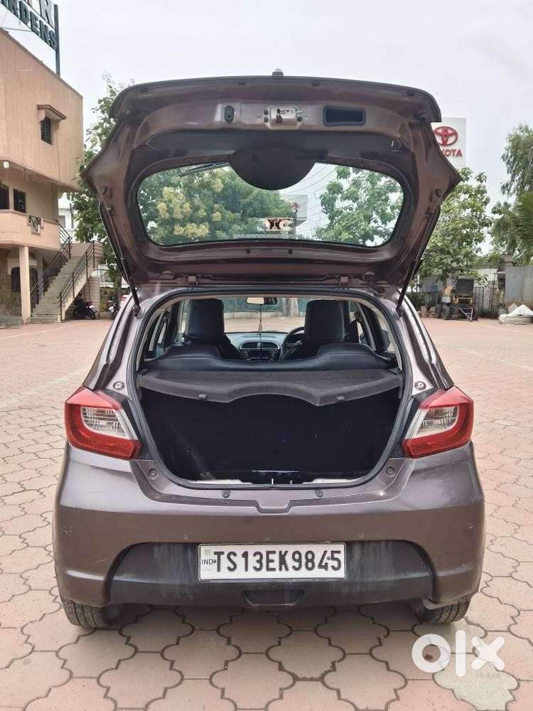 Tata Tiago 1.2 Revotron Xza, 2018, Petrol