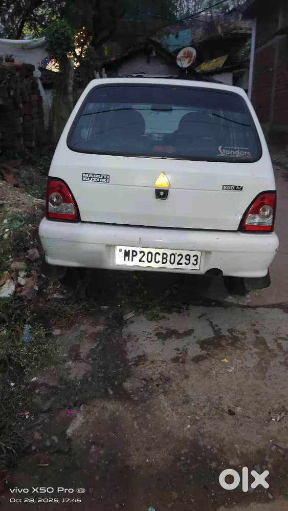 Maruti Suzuki 800 2010