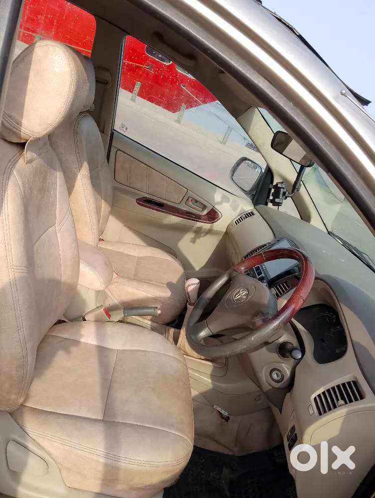Toyota Innova 2007 Diesel 215000 Km Driven