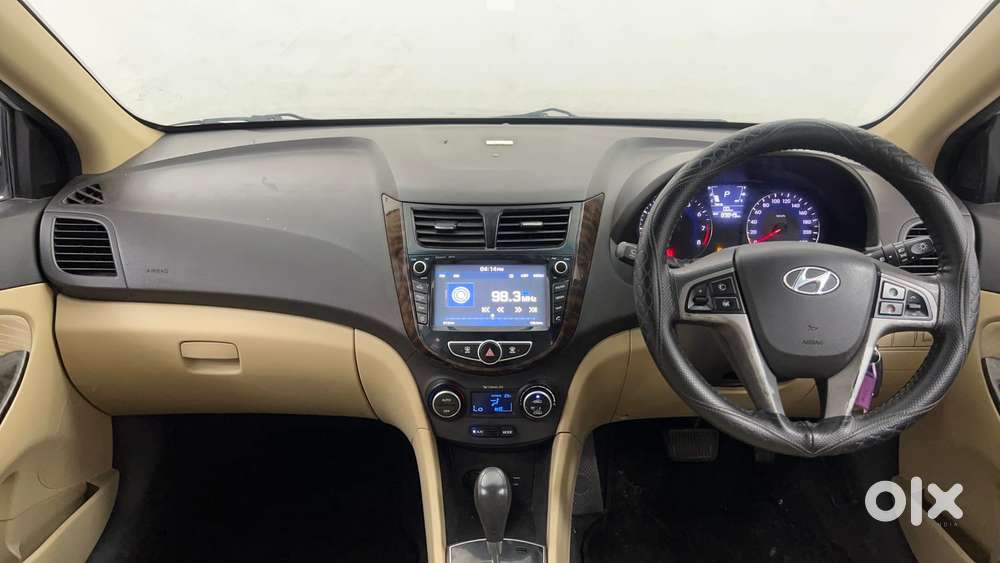 Hyundai Verna Fluidic 1.6 Vtvt Sx, 2016, Petrol