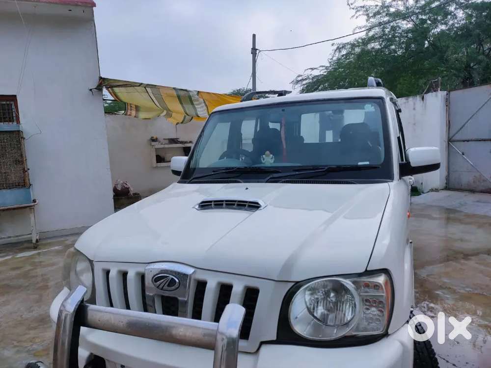 Mahindra Vision Sxt 2014