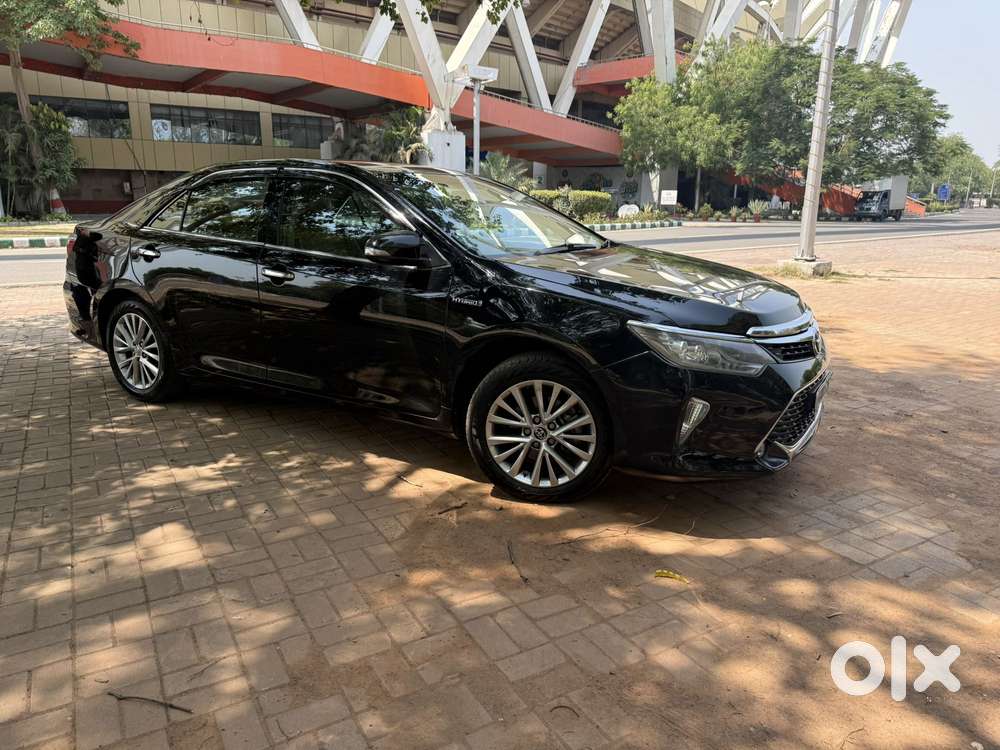 Toyota Camry Hybrid, 2018, Cng & Hybrids