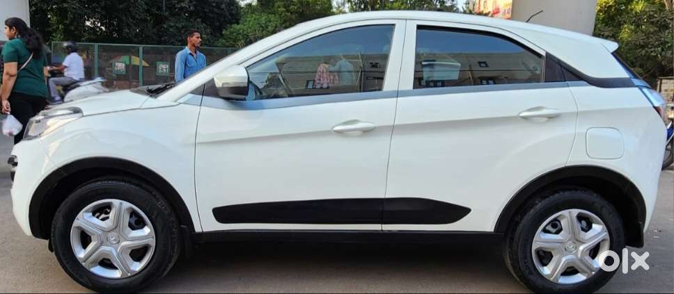 Tata Nexon 1.2 Revotron Xm, 2018, Diesel