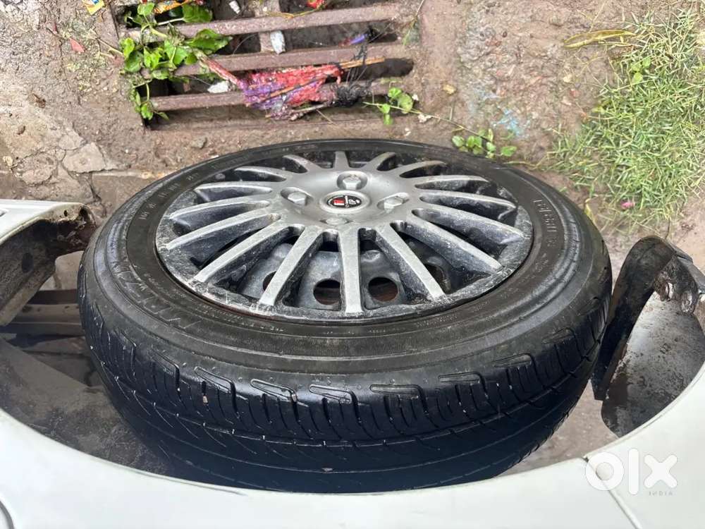 3rd Owner Urgent Sale Non Accident Bilkul New Condition Gadi Hai