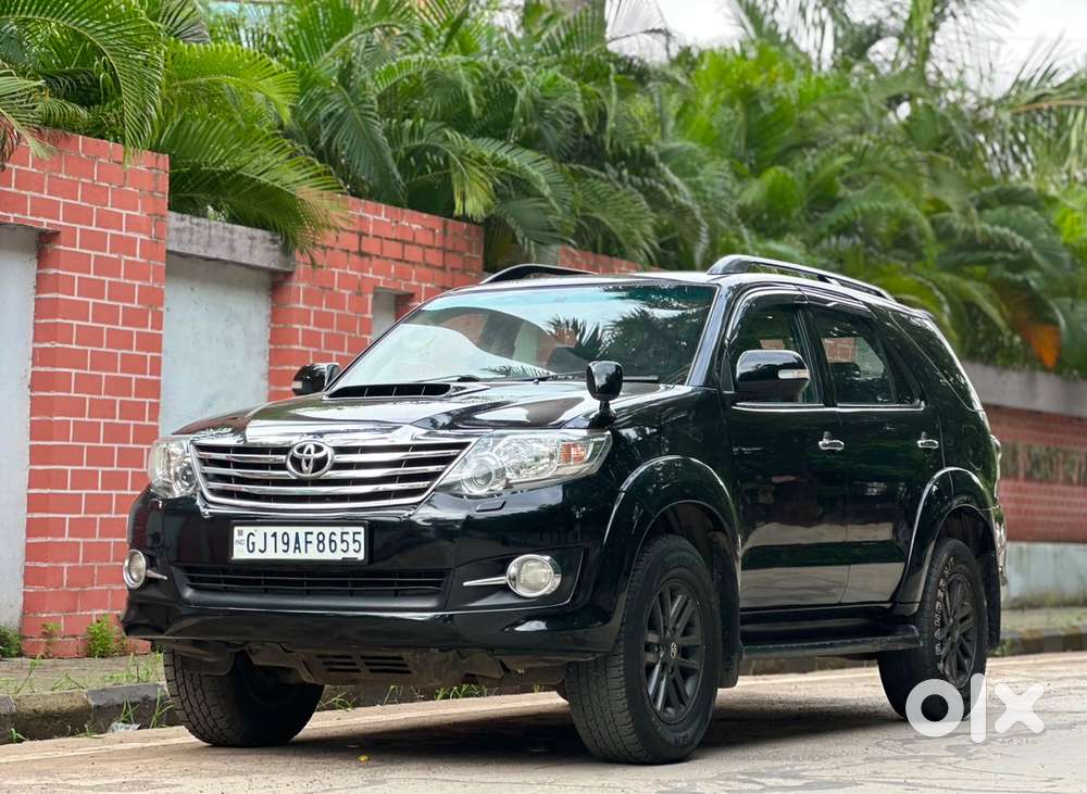 Toyota Fortuner Legender 2016 Diesel 95000 Km Driven
