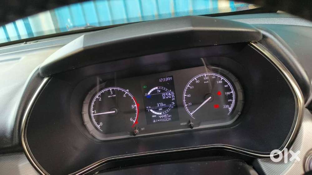 Tata Safari Dark Edition Xt+ Extended Warranty Till Sept 2027