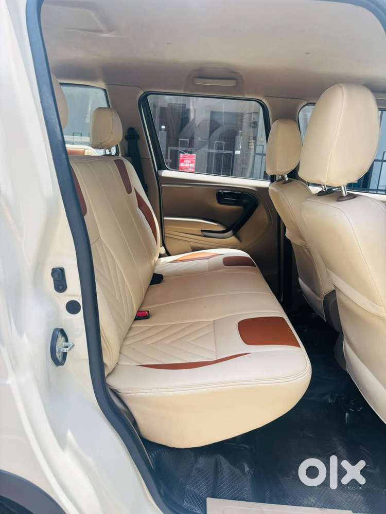 Mahindra Bolero Neo N8, 2022, Diesel