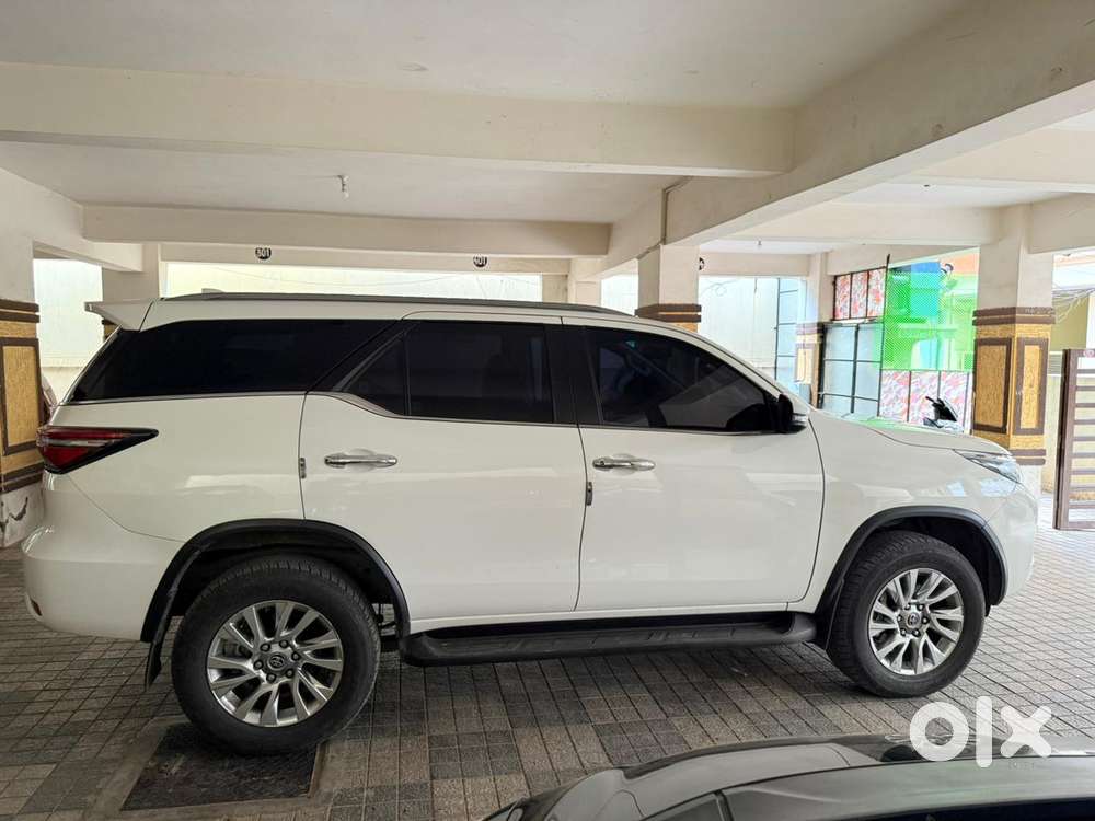 Toyota Fortuner 3.0 4x4 Manual, 2023, Diesel
