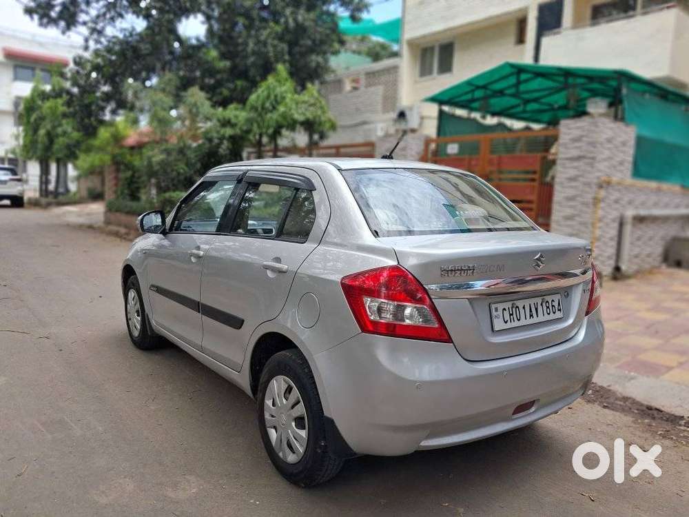Maruti Suzuki Swift Dzire 1.2 Vxi Bsiv, 2013, Petrol