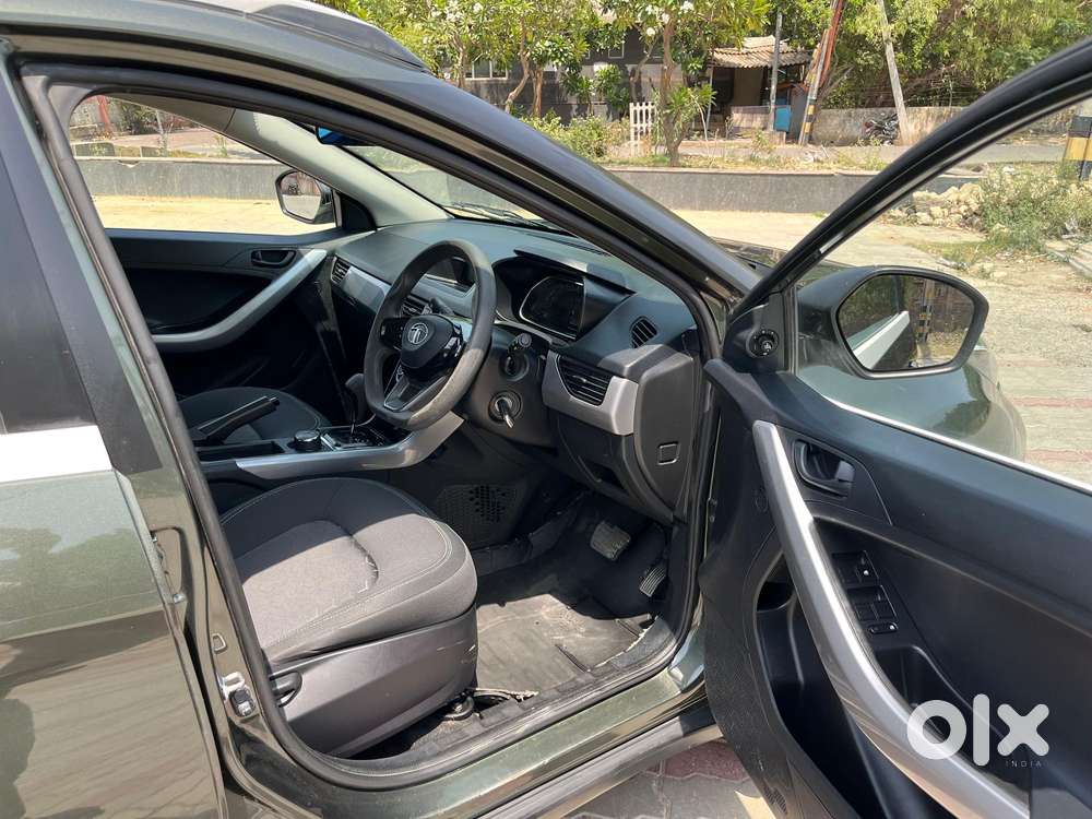 Tata Nexon Amt Xza Plus, 2023, Petrol