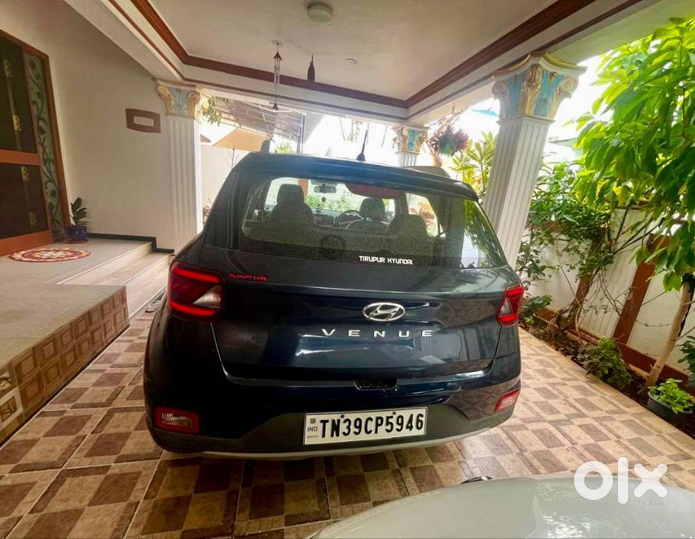 Hyundai Venue S 2020 Petrol Mt