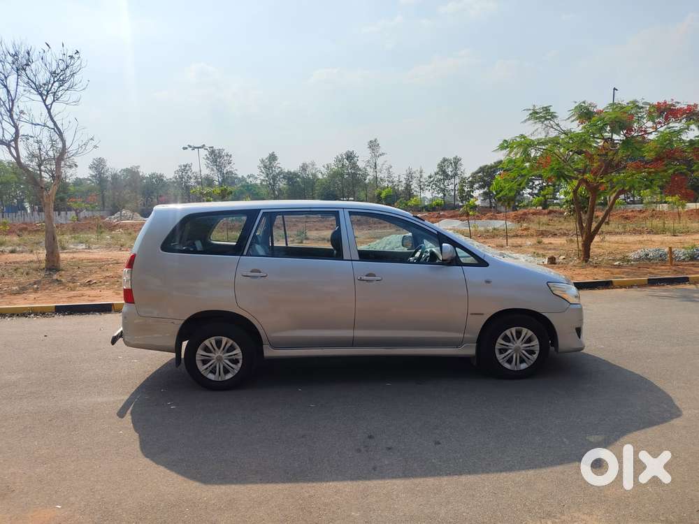 Toyota Innova 2012-2013 2.5 Gx (diesel) 8 Seater Bs Iv, 2012, Diesel