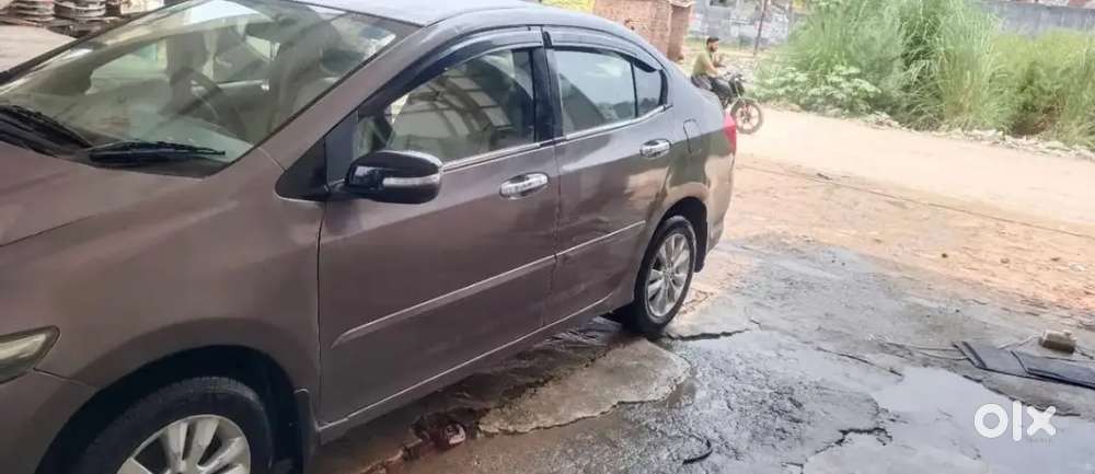 Honda City 1.5 V 2013