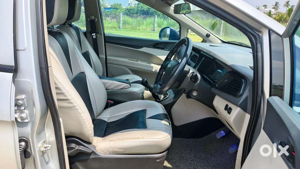 Mahindra Marazzo M2, 2019, Diesel
