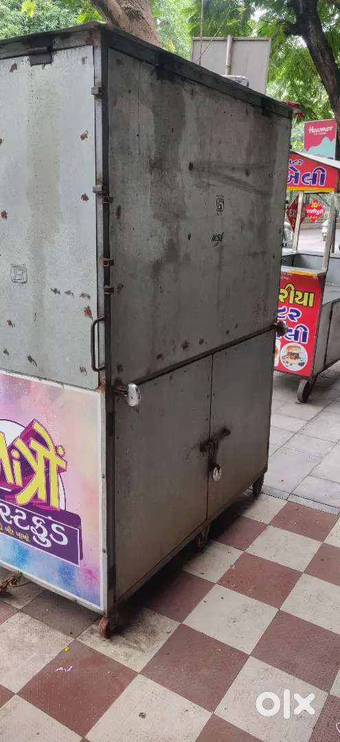 Lari- stall -cabin