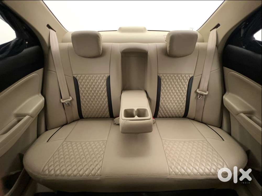 Maruti Suzuki Dzire Vxi Ags, 2023, Petrol