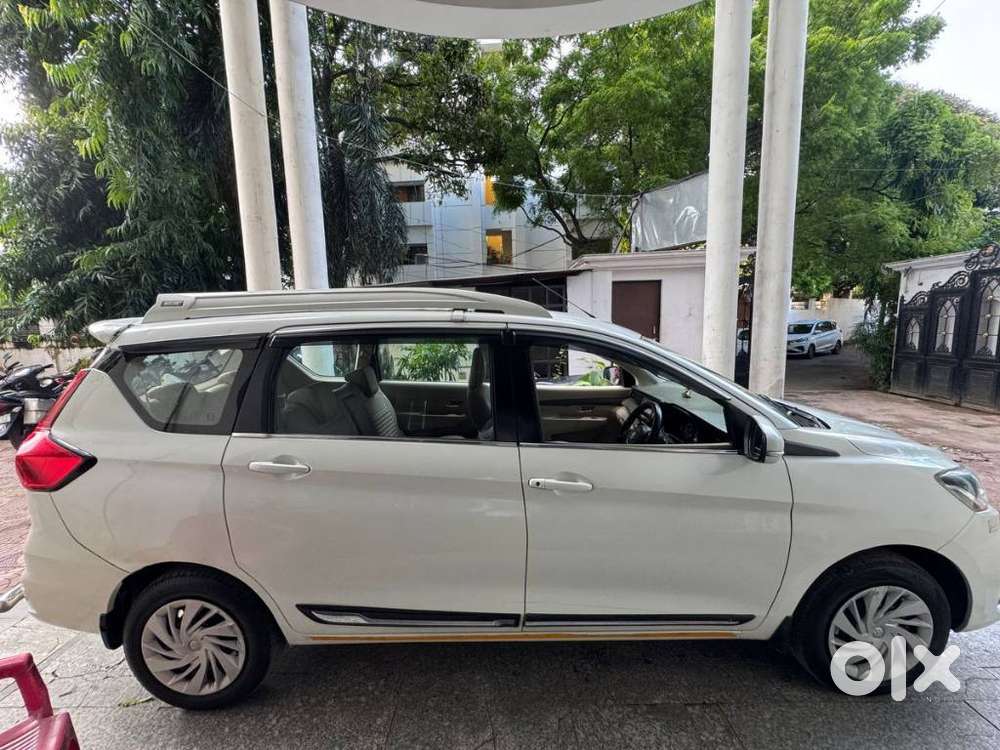 Maruti Suzuki Ertiga Lxi Cng, 2023, Petrol