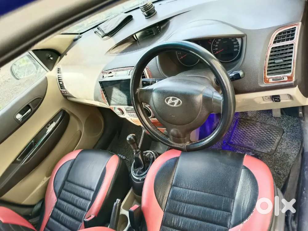 Hyundai I20 Magna 2010 Car