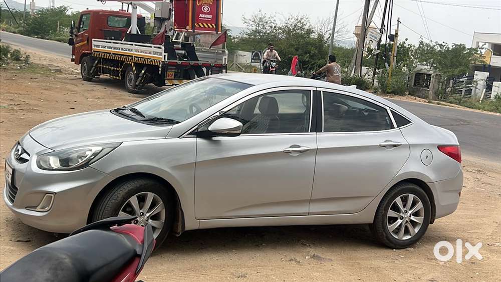 Hyundai Verna Hybrid 2013