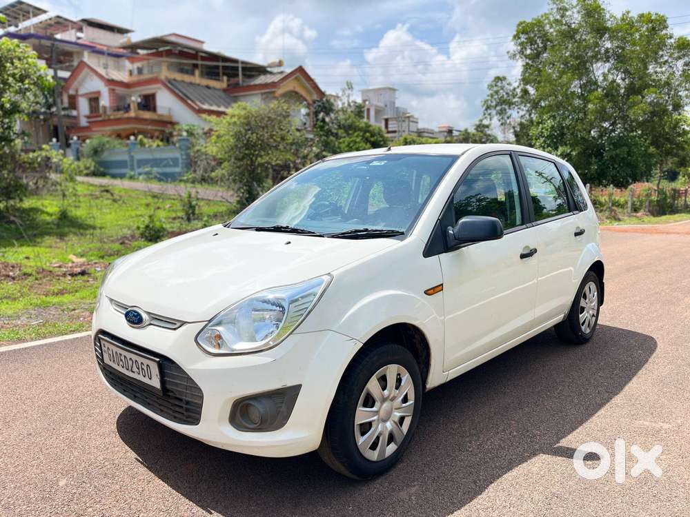 Ford Figo Petrol Lxi, 2015, Petrol