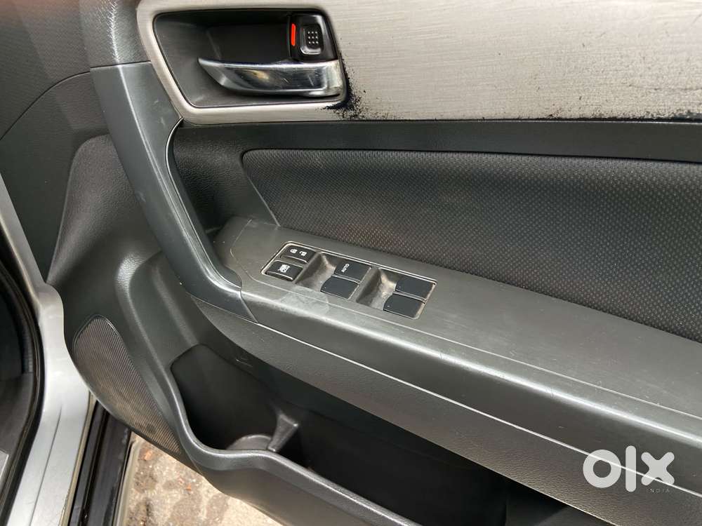 Maruti Suzuki Vitara Brezza Zdi, 2017, Diesel