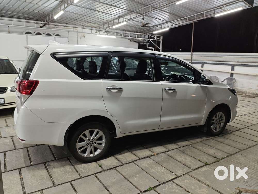 Toyota Innova Crysta 2.4 Gx Mt 8s, 2019, Diesel