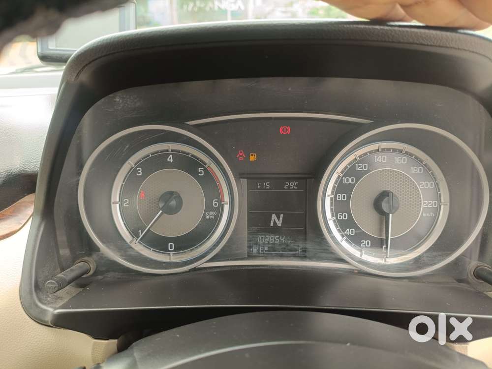 Maruti Suzuki Swift Dzire Amt Vdi, 2017, Diesel
