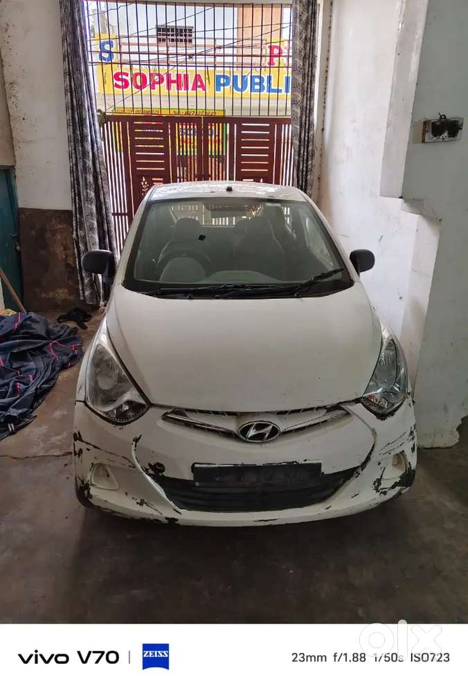 Hyundai Eon Magna 2015