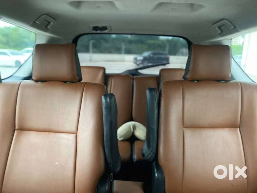 Toyota Innova Crysta 2.8z Automatic, 2017, Diesel