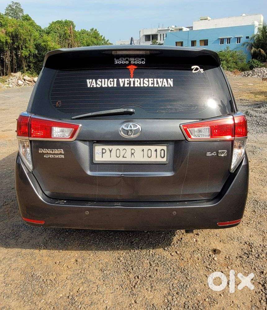 Toyota Innova Crysta 2.4 V 8 Str, 2017, Diesel