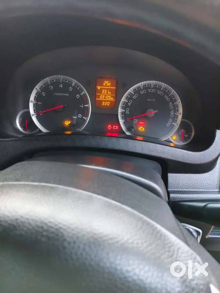 Maruti Suzuki Swift 2012