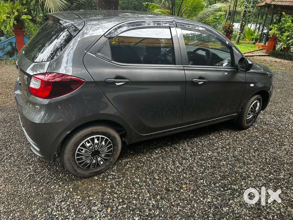 Tata Tiago Petrol 2026
