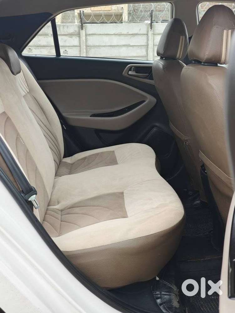 Hyundai Elite I20 Sportz (o) 1.4, 2017, Diesel