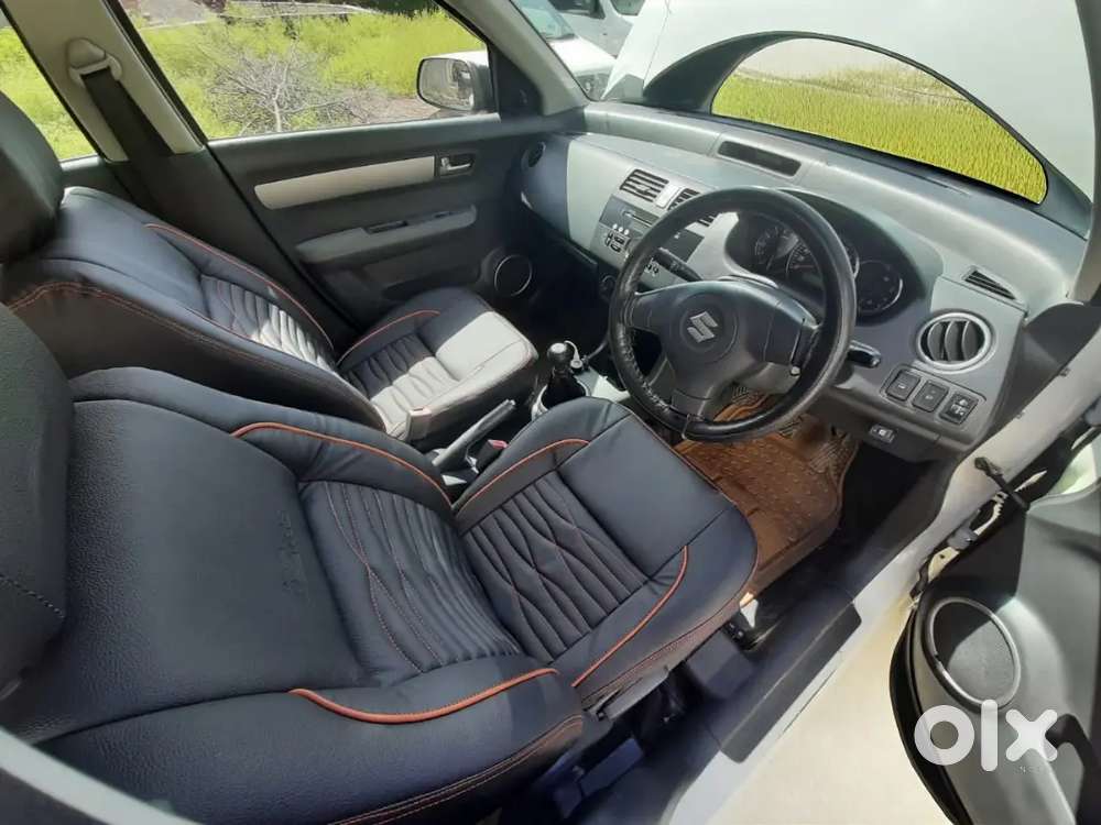 Maruti Suzuki Dzire 2009 Cng & Petrol 111000 Km Driven