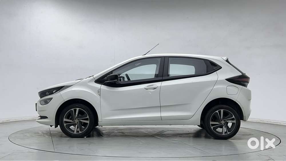 Tata Altroz Xz, 2022, Petrol