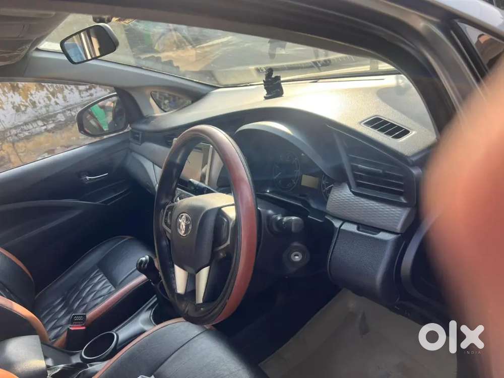 Toyota Innova Crysta 2019 Diesel 245000 Km Driven