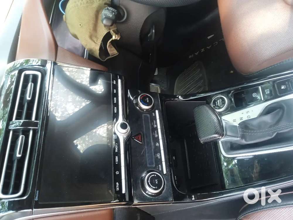 Hyundai Alcazar 2023 Diesel Well Maintained