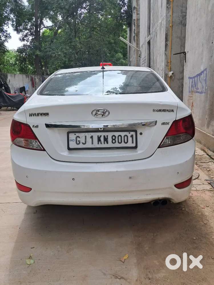 Hyundai Fluidic Verna 2012