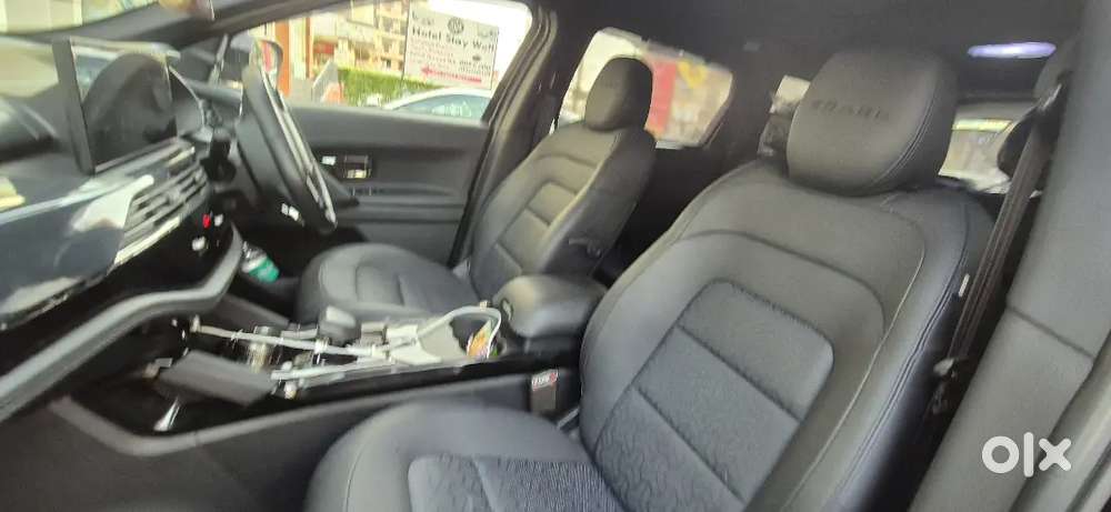 Tata Safari 2025 Diesel 18000 Km Driven