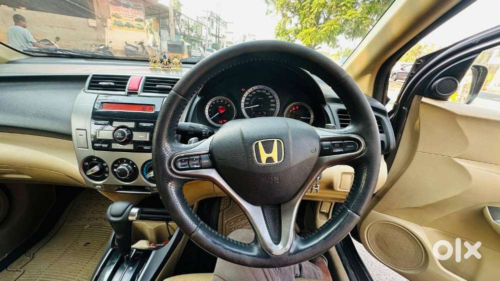 Honda City V At Sunroof, 2012, Petrol