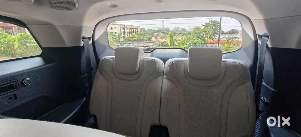 Mahindra Xuv700 Diesel 2025