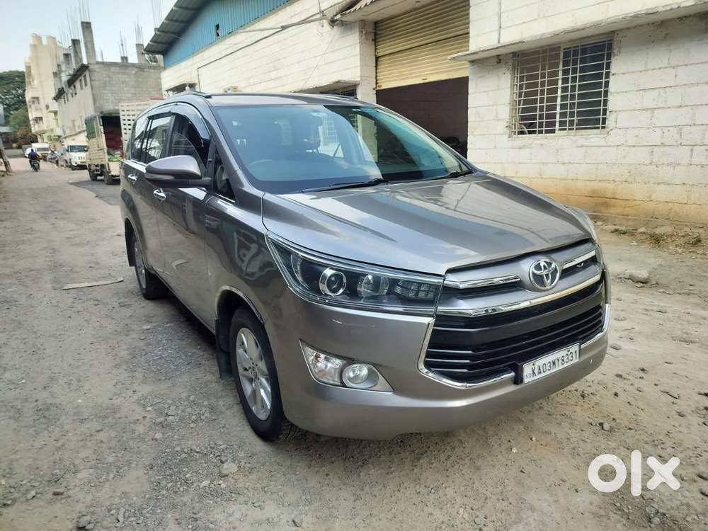 Toyota Innova Crysta 2.4 Vx Mt 8s, 2016, Diesel