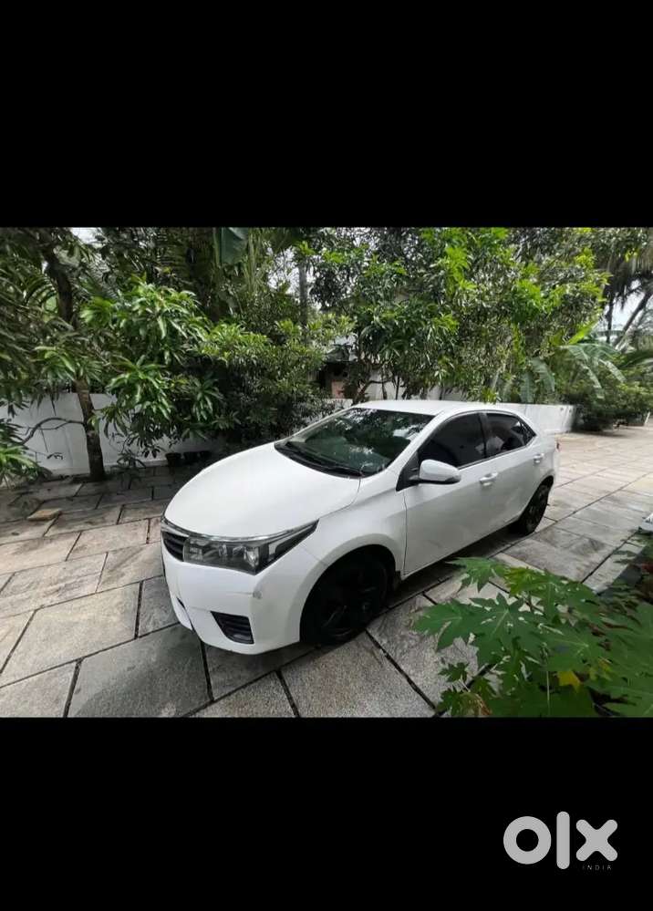 Toyota Corolla Altis 2014 Diesel Manual Kerala Registered (re).