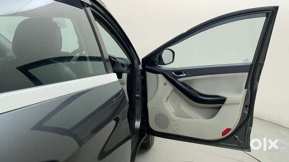 Tata Nexon 1.2 Revotron Xz Plus, 2021, Petrol