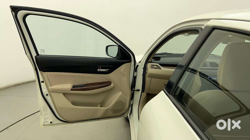 Maruti Suzuki Dzire 1.2 Vxi Amt, 2018, Petrol